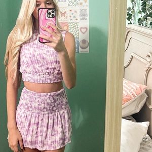 isabelle’s cabinet set